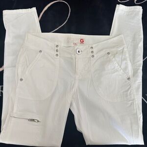 G by Guess White Low-Rise Skinny Jeans with Zip Detail